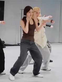 ningning lq icon kpop dance practice outfit inspo aespa #inspo #kpop #outfit Ningning Dance Practice Outfit, Aespa Dance Practice Outfits, Kpop Dance Outfits Practice, Aespa Dance Practice, Dance Practice Outfits Kpop, Kpop Dance Practice, Dance Practice Outfits, Kpop Dance Practice Outfits, Kpop Dance Outfits