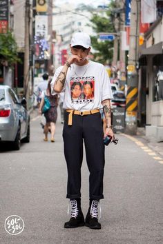 Seoul Street Style, Boys Korean, High Fashion Trends, Look Grunge, Harajuku Fashion Street, Tokyo Street Fashion, 일본 패션, High Street Fashion, Tokyo Fashion