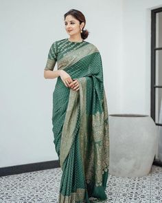 Indian wedding saree blouse for women, banarasi soft lichi silk green saree, fancy zari weaving saree for reception,stylish saree for mother Saree Details:  Saree Color: Green Saree Length: 5.5 Meter Saree Fabric: Banarasi soft lichi silk Saree Work : Pure Golden zari weaving beautiful Jacquard work Blouse Details : Blouse Color: Matching. Blouse Length: 0.8meter Blouse Fabric : Banarasi soft lichi silk Blouse Work : Heavy Brocade blouse. Blouse wear by model is just for modeling purpose only, A Luxury Green Kalamkari Blouse Piece, Green Dola Silk Saree With Meenakari Work, Green Banarasi Silk Blouse Piece, Elegant Green Meenakari Saree, Elegant Green Saree With Meenakari, Green Banarasi Silk Pre-draped Saree With Unstitched Blouse, Saree For Mother, Saree For Reception, Indian Wedding Saree