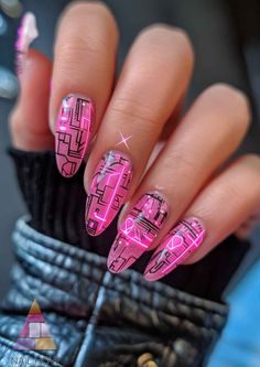 Cyberpunk Nails, Feminine Nails, Chrome Nail Designs, Neon Pink Nails, Solar Nails, Pink Chrome Nails, No Chip Nails, Baby Pink Nails, Pink Ombre Nails