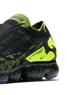 nike air vapormax moc 2 Industrial Design Inspiration, Sport Shoe, Unique Sneakers, Learning Platform, Shoes Sport, Nike Shoes Outlet, Air Vapormax, Transportation Design, Nike Air Vapormax