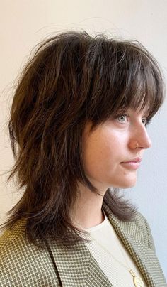 Shag Alt Hair, Shag Mullet Shoulder Length, Shag Mullet Straight Hair Medium, Overgrown Shag Haircut, Straightened Shag Haircut, Womens Shag Haircut Straight Hair, 70s Shag Haircut Medium Straight, Joan Jett Shag, Short Layered Shags