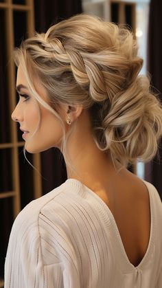 Updo Hairstyle Wedding, Bridesmaids Hair Styles Updo, Elegant Down Hairstyles Wedding, Bridesmaid Hair That Will Stay, Hair Up Party Hairstyles, Braided Bride Hairstyles, Wedding Partial Updo, Wedding Hairstyles With Braid, Round Face Updo