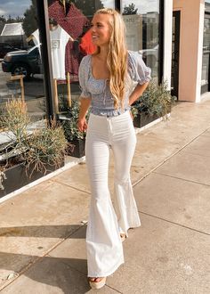 Peacekeeper Denim Bells in White Wash - Sugar & Spice Apparel Boutique White Bell Bottoms Outfit Summer, White Jean Flare Outfit, White Bellbottom Pants, Flare White Jeans Outfit, White Bell Bottom Jeans Outfit, White Flair Jeans Outfit, White Bell Bottoms Outfit, Belle Bottom Jeans Outfit, Cute Outfits With White Jeans