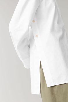 HIDDEN PLACKET COTTON SHIRT - White - Shirts - COS Moda China, Detail Couture, Silk Blouses, White Shirt Blouse, Shirts And Blouses, Denim Shirts, Denim Blouse, Women Shirts Blouse, White Shirts