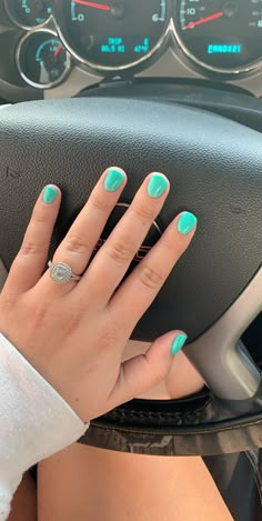 Spring Nail And Toe Combo, Short Nail Summer Colors, Summer Nail Colors Short Nails, Cute Summer Nail Colors Gel, Tropical Nails Dip Powder, Nails Sns Short, Spring Nails Solid Color Dip, Aqua Dip Nails, Short Summer Dip Nails 2023