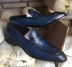 Shoes Size: US 6 Luxury Blue Men's Shoes For Work, Luxury Navy Men's Formal Shoes, Blue Slip-on Formal Loafers, Luxury Blue Men's Loafers, Mens Business Casual Shoes, Semi-formal Blue Leather Loafers, Men's Business Casual, Blue Dress Shoes, Business Casual Shoes