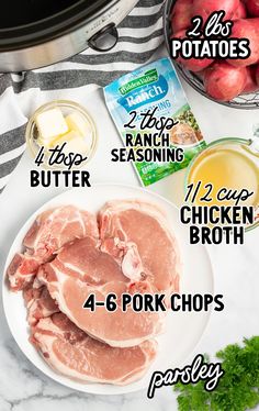 the ingredients to make chicken broth are shown