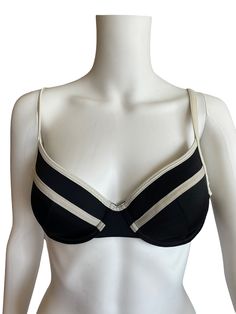 Vintage elegant black and white swimwear bra , S size . Black Padded Underwire Swimwear, Lined Black Swimwear For Pool, Elegant Black Swimwear With Padded Cups, Black Lined Triangle Top Swimwear, Black Triangle Top Lined Swimwear, Retro Black Swimwear For Beach Season, Elegant Black Padded Swimwear, Black Fitted Push-up Swimwear, Black Triangle Top Swimwear