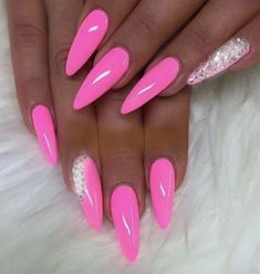 Barbie Pink Nails With Design, Barbie Pink Nails, Girly Nails, Cute Pink Nails, Valentine Nails, Nails Today, Pink Nail Art, Bright Nails, Glam Nails