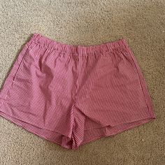 Never Worn With Tags Plaid Boxer Shorts, Plaid Boxers, Hollister Shorts, Plaid Shorts, Boxer Shorts, Red Plaid, Women's Shorts, Hollister, Red White