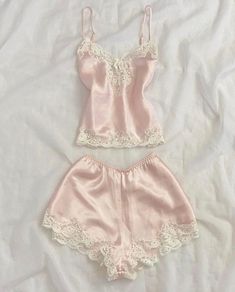 Cute Pjs, Cute Pajama Sets, Cute Sleepwear, Cute Pajamas, Mode Vintage, Girly Outfits, Dream Clothes, Girly Girl, Victoria Beckham