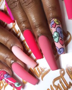 Cute Valentines Nails, Carpet Ideas 2023, Nails Board, Classy Nail Art Ideas, Vday Nails, Candy Nails, Butterfly Nail Designs, Classy Nail, Carpet Ideas