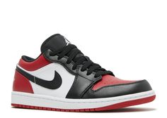 These Jordan 1 low’s come in the color scheme gym red, white, and black. The base color of the shoe is white leather with black leather overlays. The back of the heel, the toe, and the ankle collar are gym red leather. The signature winged logo is on the red back heel in white. The midsole of the shoe is white with the very bottom being all gym red. Jordan 1 Low Bred Toe, Jordan 1 Low Bred, Summer Collection Men, Jordan 4’s, Jordan Yeezy, Low Top Jordans, Nike Air Jordan 1 Low, Jordan Retro 1, Jordan 8