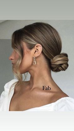 Relaxed Hairstyles, Style Short Hair, Elegant Updos, Wedding Hair Up, Guest Hair, Bridesmaid Hair Makeup, Homecoming Hair Down, Bridesmaid Hair Updo, Wedding Hair Inspiration