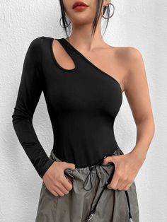 Indulge in this sleek and stylish One Shoulder Long Sleeve Slim Fit Bodysuit! This trendy bodysuit features a chic one-shoulder neckline with a trendy cut-out detail. Made from high-stretch fabric that hugs your curves perfectly, it's a must-have addition to your wardrobe. Specifications: Pattern Type: Plain Type: Tee Neckline: One Shoulder Details: Cut Out Sleeve Length: Long Sleeve Sleeve Type: Regular Sleeve Waist Line: Natural Fit Type: Slim Fit Fabric: High Stretch Composition: 90% Polyeste Fitted One-shoulder Bodysuit, Asymmetrical Stretch Solid Color Bodysuit, Asymmetrical Stretch Solid Bodysuit, Chic Stretch Bodysuit With Asymmetrical Neckline, Off-shoulder Solid Bodysuit For Night Out, Solid Off-shoulder Bodysuit For Night Out, Off-shoulder Bodysuit For Club, One Shoulder Bodysuit For Night Out In Spring, Black Off-shoulder Bodysuit For Night Out