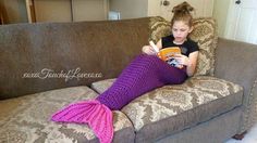 Quick and Easy Mermaid Blanket Tail via Craftsy Mermaid Tail Blanket Crochet, Mermaid Tail Pattern, Mermaid Tails For Kids, Pretty Blankets, Crochet Mermaid Tail, Mermaid Tail Blanket, Crochet Mermaid, Crochet Rug Patterns, Mermaid Tails