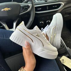 Puma Sneakers Womens, Puma Shoes Women, Runway Shoes, Workout Shoes, Women's Casual Style, Tennis Clothes, Pumas Shoes, Fashion High Heels