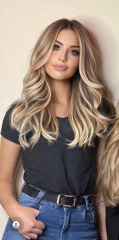 Hilarious Dogs, Fall Blonde Hair, Fall Blonde, Swimming Beach, Icy Blonde, Blonde Hair Inspiration, Beach Hairstyles, Hairstyles Curly