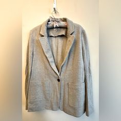 Never Worn, Like New, Nwot, Excellent Condition Loft Size Medium Heather Grey/Gray Would Look So Cute With A Tee, A Blouse, Or A Turtleneck! Make Me An Offer! Winter Cotton Sport Coat For Workwear, Winter Cotton Blazer, Cold Weather Long Sleeve Blazer With Pockets, Everyday Winter Cotton Blazer, Winter Cotton Blazer For Everyday, Casual Cotton Winter Blazer, Cotton Blazer For Everyday Winter Wear, Casual Blazer With Pockets For Cold Weather, Gray Cotton Blazer For Work