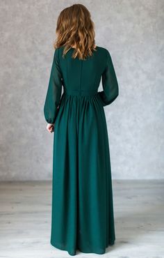 "Closed Dress With Sleeves ● The perfect closed formal dress ● Does not leave anyone indifferent lover of comfort, elegance and quality ● Can be made in different colors! (write what you want in the comments to the order) ● Beautiful keyhole neckline with pleats ● Long sleeves ● Chiffon belt, no elastic waist (sizes XS-L) ● Chiffon belt tied at the back (sizes XL-XXL) ● Flowy skirt is made with two layers of the chiffon ● Invisible zipper through entire back ● Standard length 153 cm (60 inches) Burgundy Maternity Dress, Blush Maternity Dress, Burgundy Bridesmaid Dress, Ivory Bridal Gown, Prom Dress Burgundy, Boho Bridal Dress, Burgundy Bridesmaid Dresses Long, Long Flowy Dress, Maternity Long Dress