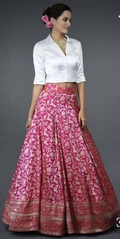 Pink Banarasi Lehenga, Indian Skirt And Top, Long Skirt Top Designs, Long Skirt And Top, Long Blouse Designs, Lehenga Saree Design, Indian Skirt, Long Gown Design, Lehenga Designs Simple