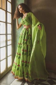 Shop for Label Earthen Green Chanderi Printed Lehenga Set for Women Online at Aza Fashions Pista Green Lehenga, Label Earthen, Printed Lehenga, Pista Green, Green Lehenga, Easy Chic, Classic Clothing, Embroidered Organza, Designer Label