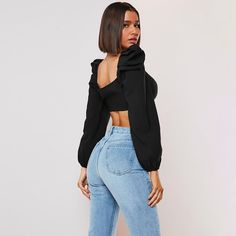 Style :: Long sleeveProcess: pleatingVersion type: Slim typeLength of clothing; super shortCollar type: square collarSleeve type: bubble sleevePopular elements: backless. exposed navelColor: black. apricotSize: S. M. L size bust Sleeve Length S 84 79 32 M 88 80 33 L 92 81 34 Fitted Square Neck Crop Top With Ruffles, Fitted Ruffle Square Neck Crop Top, Trendy Puff Sleeve Top With Ruffles And Square Neck, Trendy Puff Sleeve Crop Top For Night Out, Fitted Solid Color Crop Top With Puff Sleeves, Fitted Puff Sleeve Top With Balloon Sleeves, Trendy Ruffled Square Neck Crop Top, Fitted Balloon Sleeve Puff Sleeve Top, Chic Stretch Square Neck Blouse