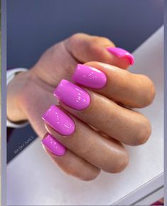 Fusha Color Nails Acrylic Short, Fusia Pink Nails Short, Melon Color Nails, Pink Square Nails Short, Square Nails Colorful, Square Nails Colors, Short Shellac Nails Summer, Pink Acrylic Nails Square, Vacation Nails Pink