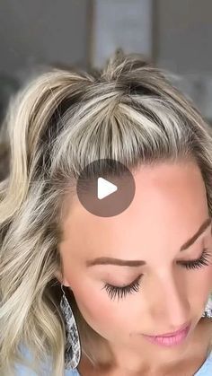 Wacky Hair, Hair Bridesmaid, Bridesmaid Hair Down, Peinados Fáciles Para Cabello Corto, Easter Hair Bow, Bridesmaid Hairstyles, Penteado Cabelo Curto, Crazy Hair Days