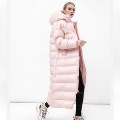 Nwt Size L Nike Therma-Fit Down Parka. It Has 2 Front Zip Pockets, Double Zipper Closure For Extra Comfort, Removable Hood That Zips Off, & Fleece Windbreakers, Style Is Loose Fit. Color Is A Pale Pinkish Champagne( Pale Pinkish Cream) Light & Breathable; Sure To Keep You Warm!!! Approx Pit To Pit : 26 " Approx Width Across Hem : 26 5 " Approx Length From Top Of Front Shoulder (Next To Collar) To Hem: 50 " Nike Pink Long Sleeve Outerwear, Casual Beige Parka With Double-lined Hood, Sporty Parka With Double-lined Hood And Long Sleeves, Beige Nylon Outerwear With Double-lined Hood, Utility Nylon Parka With Double-lined Hood, Sporty Long-sleeve Puffer Parka, Down Parka, Nike Jacket, Nike Women