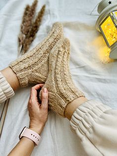 Ravelry: Set ankle cable socks pattern by Yulia Ilinkova Angora Socks, Cable Socks, Socks Knitting Pattern, Knitting Terms, Socks Knitting, Unique Socks, Fluffy Socks, Socks Pattern, Pattern Knitting