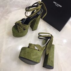 Types Of Sandals, Mode Shoes, Dr Shoes, Summer Swag, Funky Shoes, Fancy Shoes, Aesthetic Shoes, Platform Heels Chunky, Swag Shoes