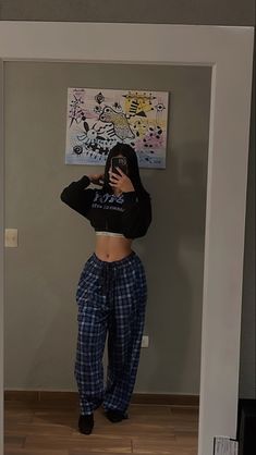 Caro Pants, مرسيدس بنز, Cute Lazy Outfits, Selfie Ideas Instagram, Cute Poses