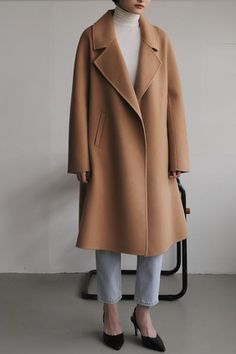 THE TAILORED COAT - CAMEL – THE CURATED Camel Coat Outfit, Camel Wool Coat, Tailored Coat, Perfect Coat, Fitted Sleeves, Classic Coats, Camel Coat, Cashmere Coat, Clothing Company