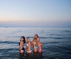 Don Pedro, Summer Picture Poses, Shotting Photo, Cute Friend Pictures, Summer Goals, Cute Friend Photos, Summer Friends, Friend Poses, Summer Bucket