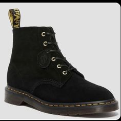 Dr Martens 101 Ub Black Desert / Oasis Suede Boots Size 5 Men’s 6 Ladies Black Suede Ankle Work Boots, Black Suede Lace-up Work Boots, Casual Black Suede Work Boots, Black Suede Lace-up Boots With Rubber Sole, Classic Suede Boots For Streetwear, Desert Oasis, Suede Boots, Dr. Martens, Lace Up Boots