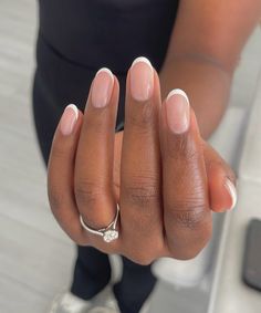 Simple Nail Ideas Dark Skin, Wedding Nails For Bride Brown Skin, Classy Nails For Black Women, Natural Looking Nail Ideas, Black Woman French Tip Nails, Nails Inspo Brown Skin, Wedding Nails On Black Women, Short Gel Extension Nails Ideas, Classy Nude Nails Almond