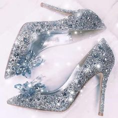 Material : High Quality PU Leather+RhinestoneHeels height : 5cm/7cm/9cmPlatform height : 0.5cm Red Bridal Shoes, New Cinderella, Hak Tinggi, Rhinestone High Heels, Silver High Heels, Basic Heels, Cinderella Shoes, European Wedding, Prom Heels