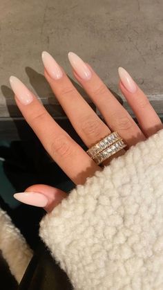 Paznokcie Hello Kitty, Milky Nails, Nude Nail Designs, Nagel Tips, Smink Inspiration, Classy Acrylic Nails