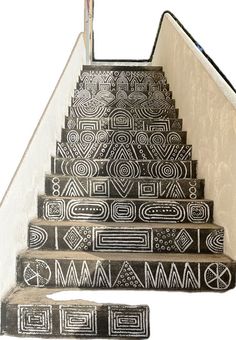 the stairs are decorated with designs on them