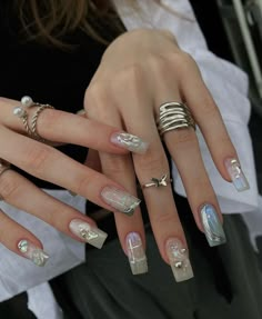 2023 Aura, Shiny Nails Designs, Gucci Nails, Heart Nail Designs, Soft Nails