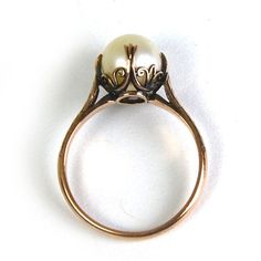 Antique Art Nouveau Pearl Ring Cathedral Setting 10 Karat Rose Gold Size 6.75 circa 1910 Ring Cathedral Setting, Bijoux Art Nouveau, Cathedral Setting, Art Nouveau Jewelry, Diy Schmuck, Antique Rings, Pearl Ring, Antique Art