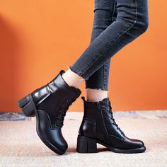 Gender: Women Item Type: Boots Main Material: Cow Leather Style: Casual, Classic, Retro Season: Spring, Autumn, Winter Heel Type: Wedge Outsole Material: Rubber Heel Height: Mid-Heel (3-5 cm) Size Length cm inch 35 22.5 8.86 36 23 9.06 37 23.5 9.25 38 24 9.45 39 24.5 9.65 40 25 9.84 Champagne Necklace, Winter Heels, Low Heel Boots, Tube Top Dress, Brown Fur, Leather Style, Heel Boots, Heel Type, Rubber Heels