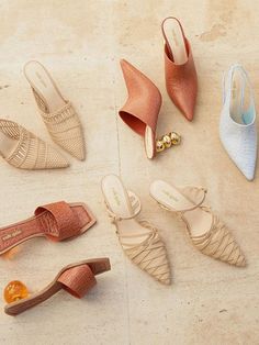 10 Expensive-Looking Shoe Brands That Are All Under $300 Classy Shoes, Shoe Inspo, Striped Cardigan, Shoe Lover, Stylish Shoes, Mode Inspiration, Jewelry Trends