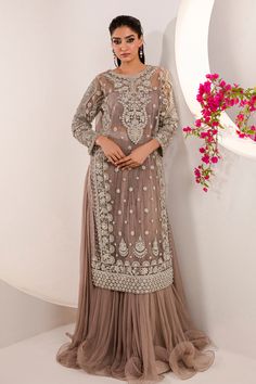 Embroidered Pakistani Wedding Dress in Crushed Sharara Style comes in deep lavender hues of this bridal are making it the ultimate flattering outfit for weddings. Lavender Sharara, Crushed Sharara, Sharara Style, Aesthetic Magic, Purple Work, Embroidered Lavender, Net Shirt, Party Wears, Sharara Designs