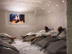 Gallery - Salt therapy Salt Room Therapy, Salt Cave Spa, Himalayan Salt Room, Spa Hammam, Massage Bebe, Children's Clinic, Home Spa Room, Salt Cave, Salt Room