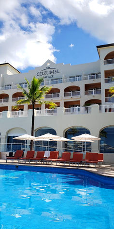 At Cozumel Palace, it's time to sit back, relax and enjoy the moment. 🌴💦  ----------- #mexico #family #families #vacation #resort #hotel #allinclusive #luxury #getaway #travel Luxury Getaway, Negril