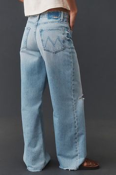 Different Jeans Styles For Women, Backyard Barbecue Outfit, Denim Looks For Women, Sand Jeans, Stylish Jeans Outfit, Outfits Fo, Wide Legged Jeans, Barrel Jeans, Best Jeans For Women