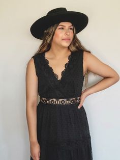 Black Weave, Lace Bands, Go Up, Hidden Zipper, Sleeveless Formal Dress, Little Black Dress, Maxi Dress, Formal Dresses, Zipper